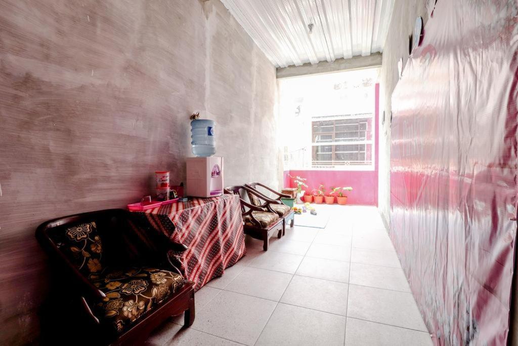 Pinky Guest House Syariah Kota Batu Batu (East Java) Exterior foto