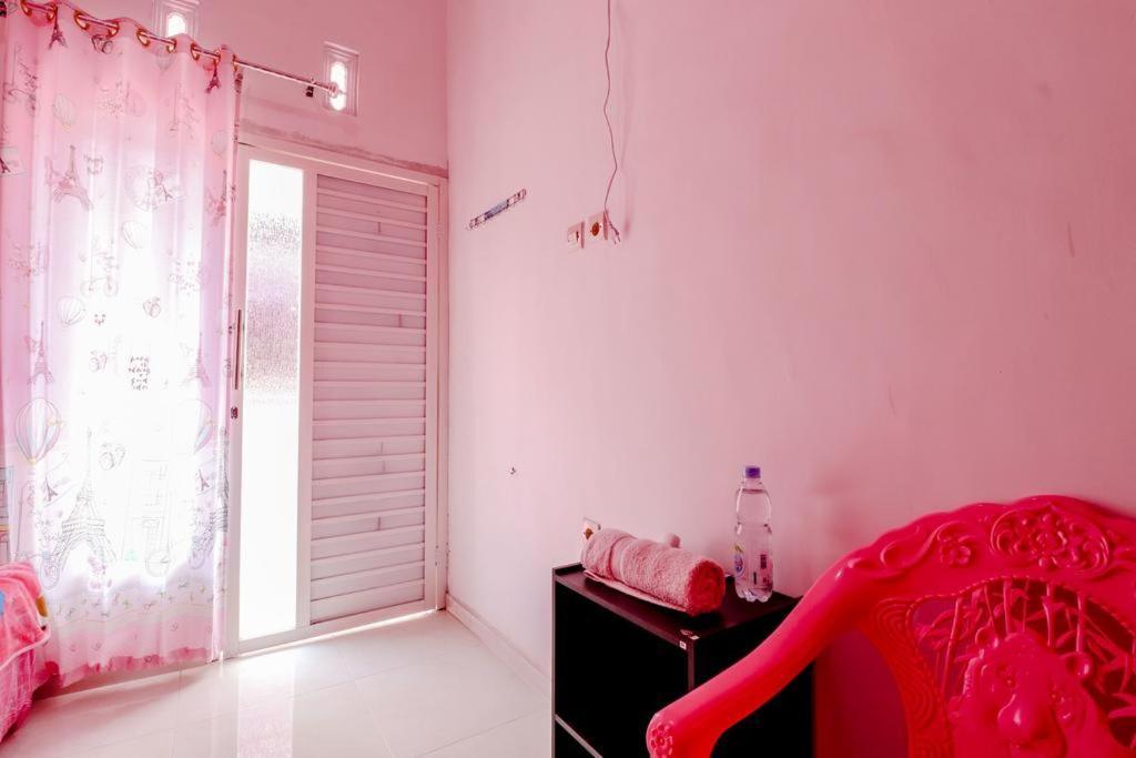 Pinky Guest House Syariah Kota Batu Batu (East Java) Exterior foto