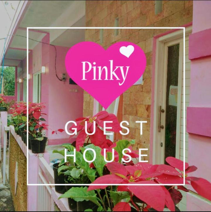 Pinky Guest House Syariah Kota Batu Batu (East Java) Exterior foto